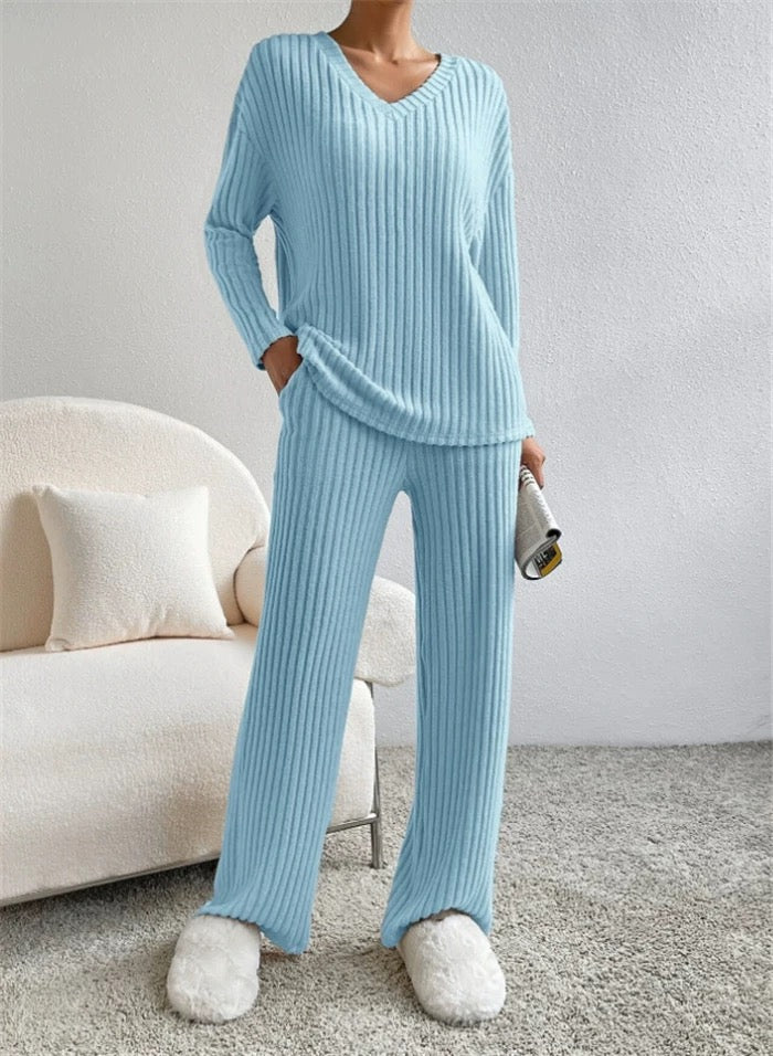 LOUNGEWEAR Set