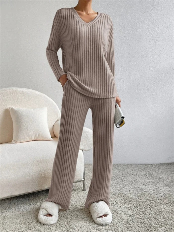 LOUNGEWEAR Set